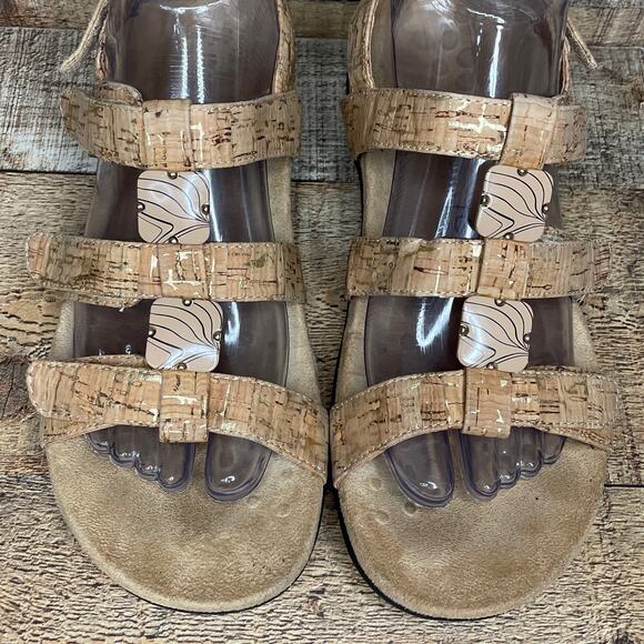 Vionic Amber Adjustable Strap Sandals Gold Cork Size 8 - Picture 2 of 10